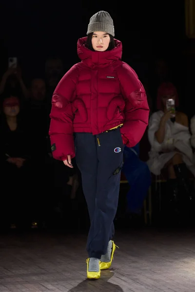 Look 28